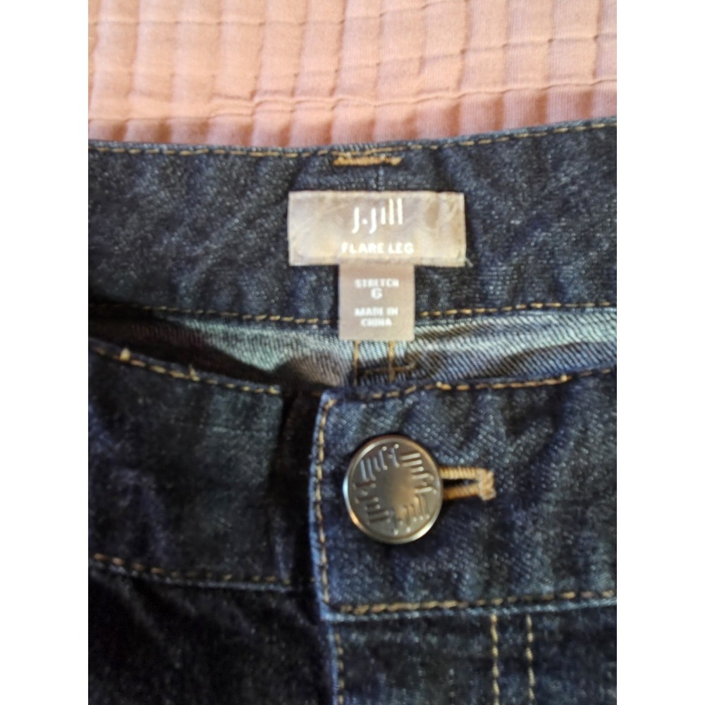 J. Jill Womens Size 6 Stretch Dark Denim Flare Leg Jeans‎ Measured 32x32 - Picture 3 of 6
